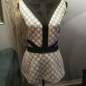 Worthington Sleevless Peplum Top